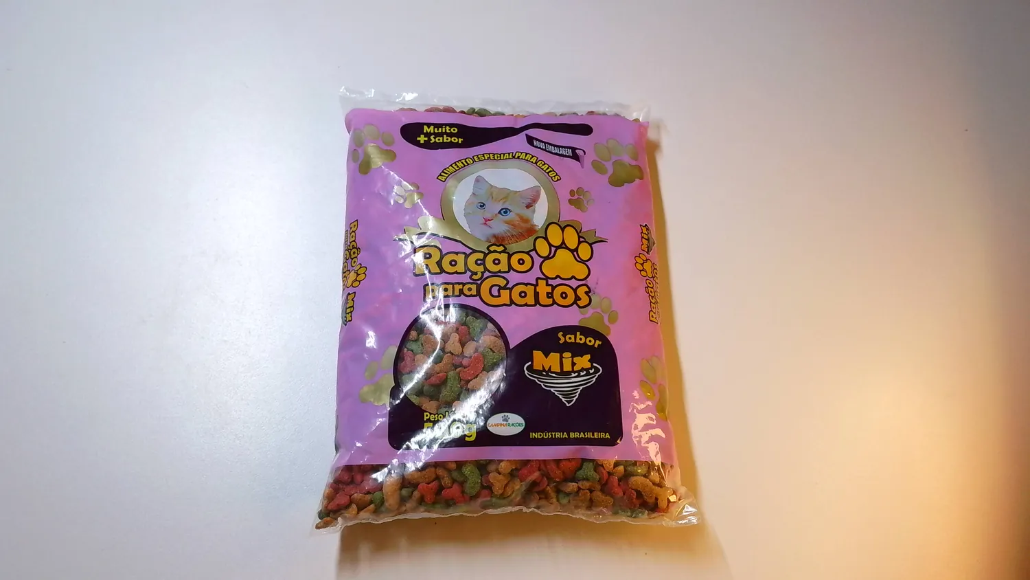 RACAO PARA GATO COME LAMBE MIX 500G — imagem 1