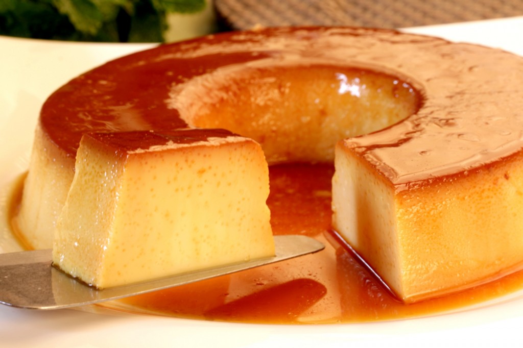 PUDIM LEITE COM CALDA DE CARAMELO KG